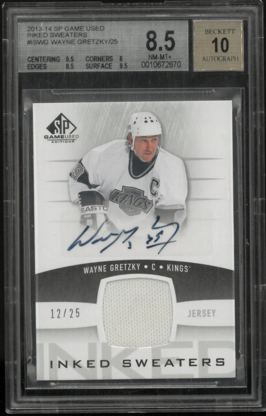 2013 UD SP Game Used Inked Sweaters Auto Wayne Gretzky /25 BGS 8.5